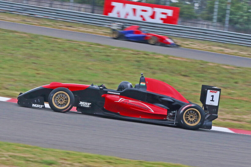 Arjun Chheda on way to winning the MRF F2000 race (July 19)