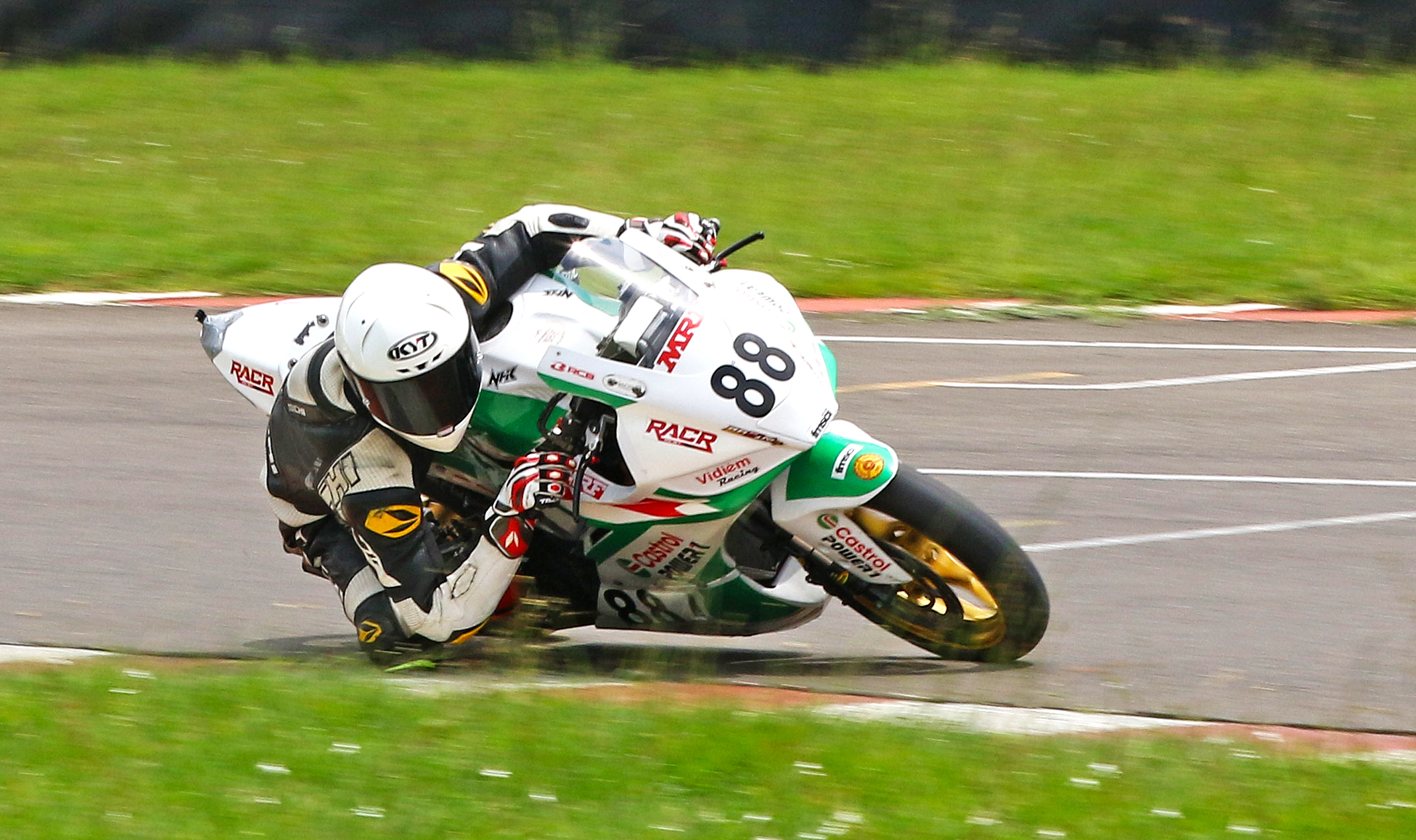 Rahil Pillarisetty who qualified for pole position in the Pro-Stock 301-400cc Open category (Sept 5)