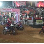 Shlok Ghorpade,33, sneaks in from the inside ahead of two TVS riders (1)