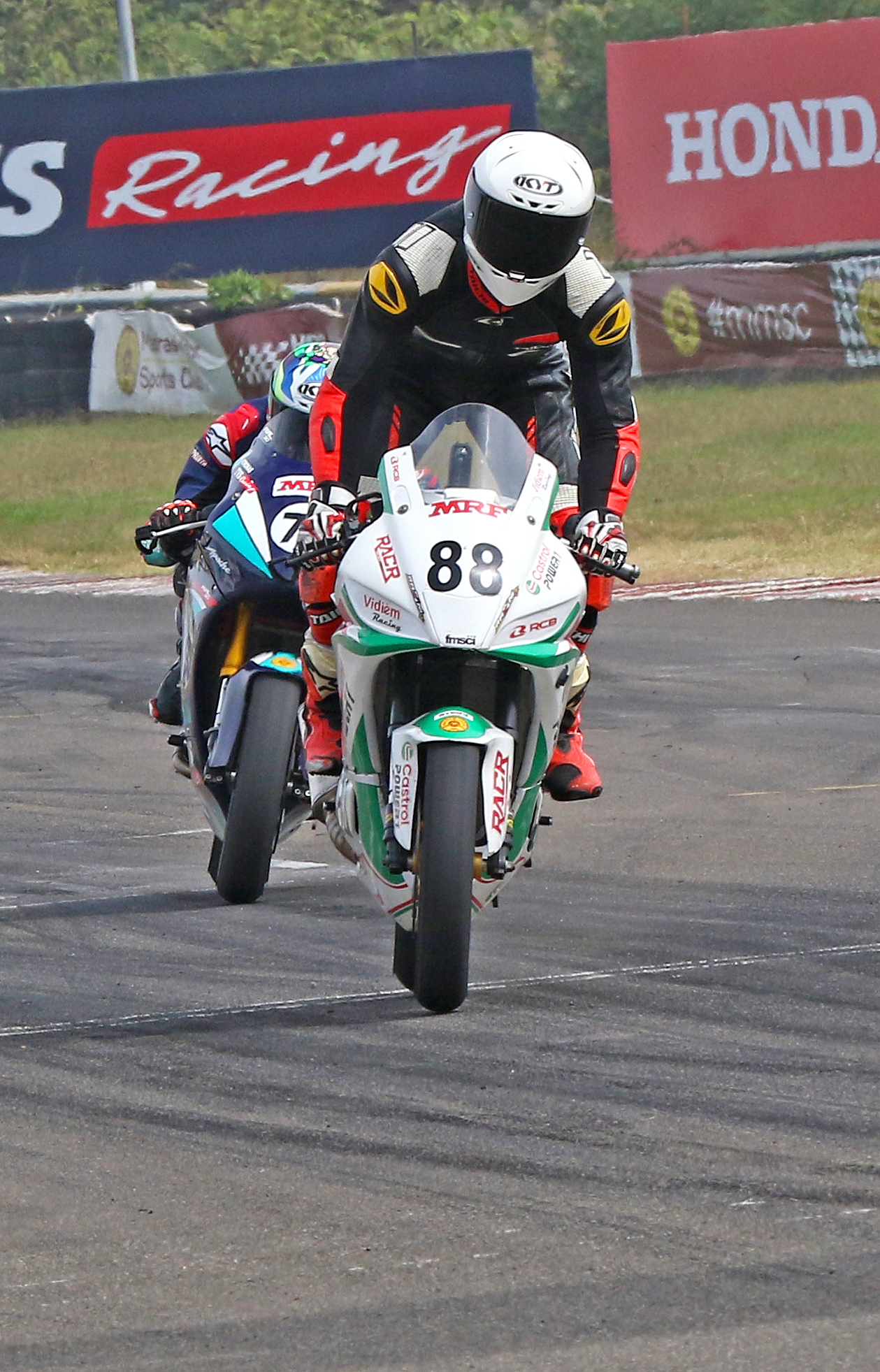 Rahil Pillarisetty celebrating his win in the Pro-Stock 301-400cc Open race (Jan 10)