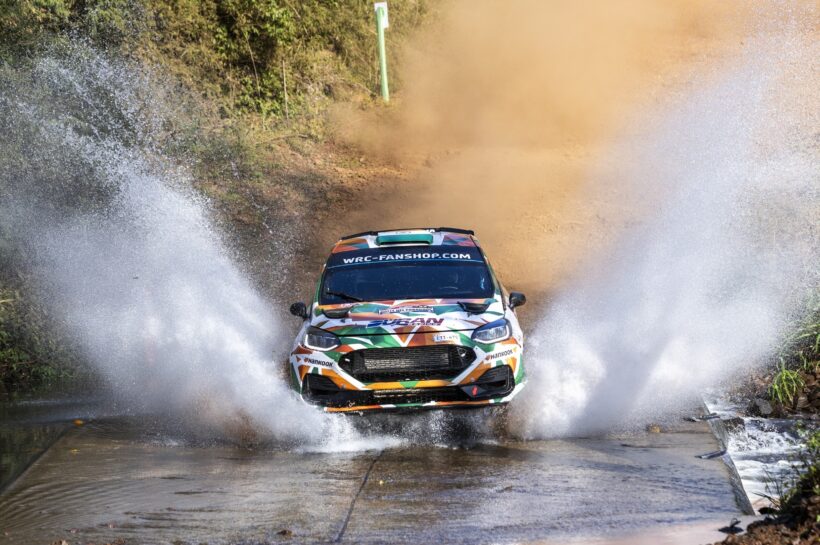 Naveen Puligilla and Musa Sherif cross a water body at Paraguay Rally on Sunday.